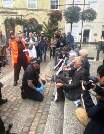 Fighting fascism: why I have joined a new political party of the Left | George Orwell | published: The New Leader 24 June 1938